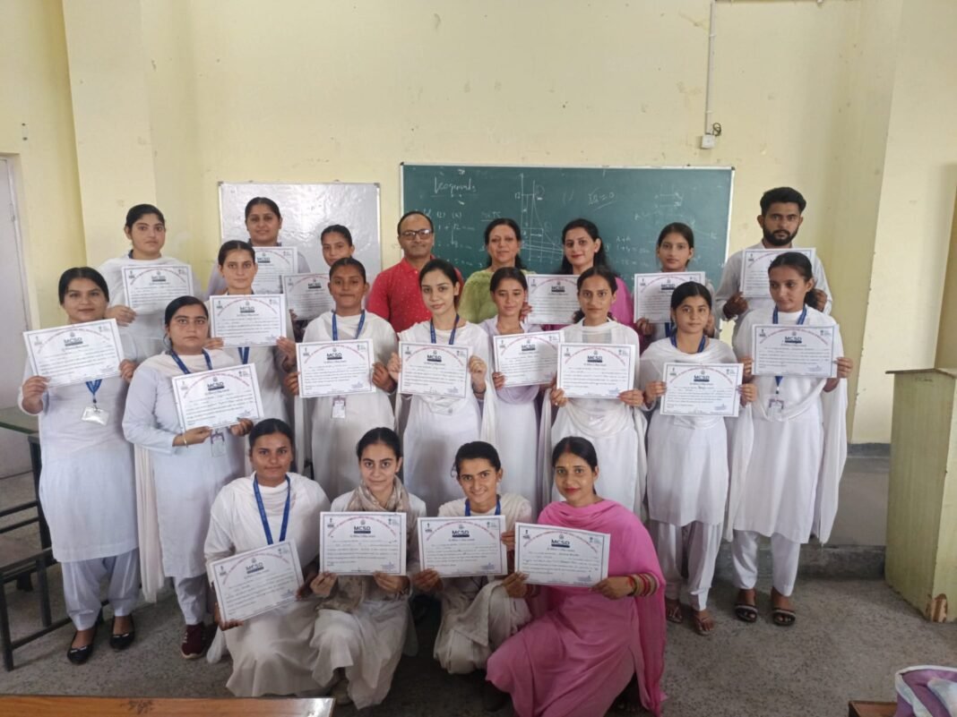 Certificates given to GDC Samba media interns