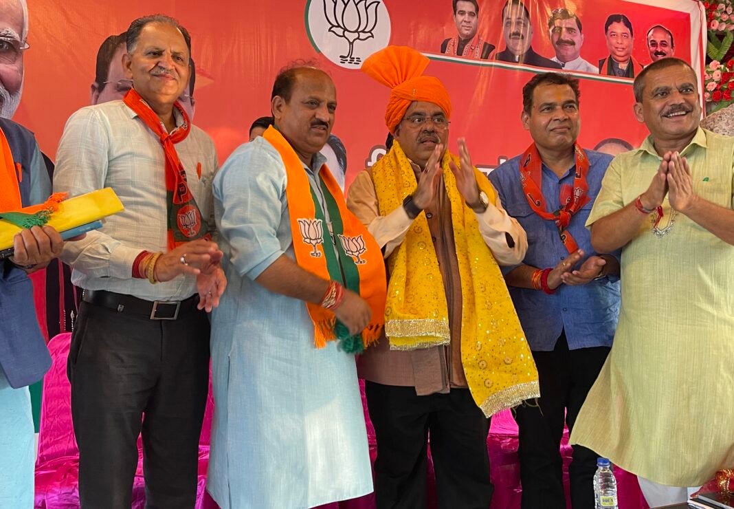 Tarun Chugh Campaigns for Dr. Devinder Kumar Manyal in Ramgarh Assembly Constituency