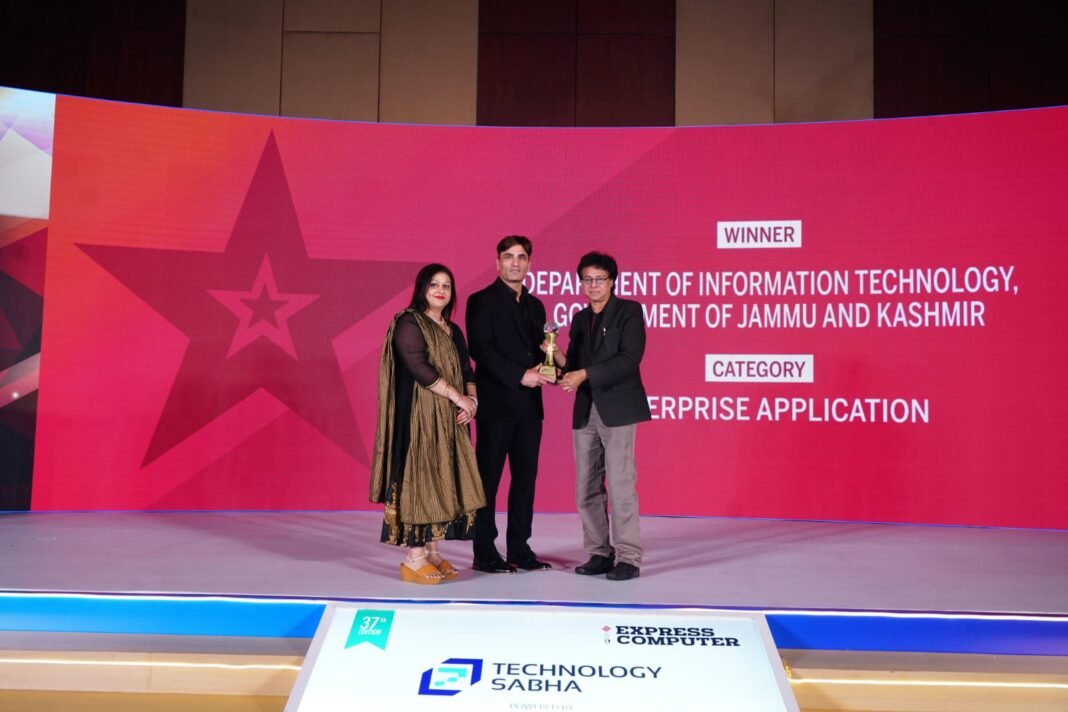 “Jammu & Kashmir’s Information Technology Department Wins the Technology Sabha Award 2025 for ‘e-Unnat’ Portal”