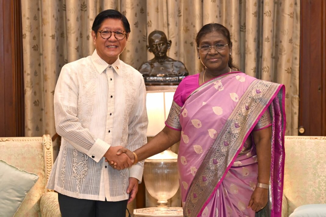 PRESIDENT OF INDIA HOSTS PRESIDENT OF PHILIPPINES