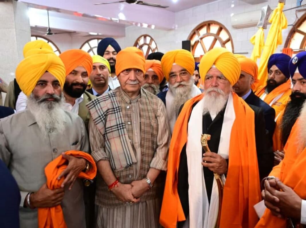 Lieutenant Governor attends Nagar Kirtan to commemorate 350th martyrdom anniversary of Sri Guru Tegh Bahadur Ji