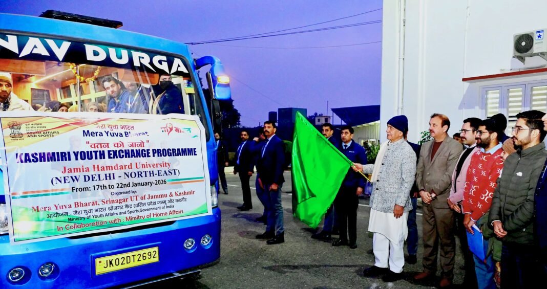 Lieutenant Governor flags-off the First Group of Mera Yuva Bharat’s Kashmiri Youth Exchange Program