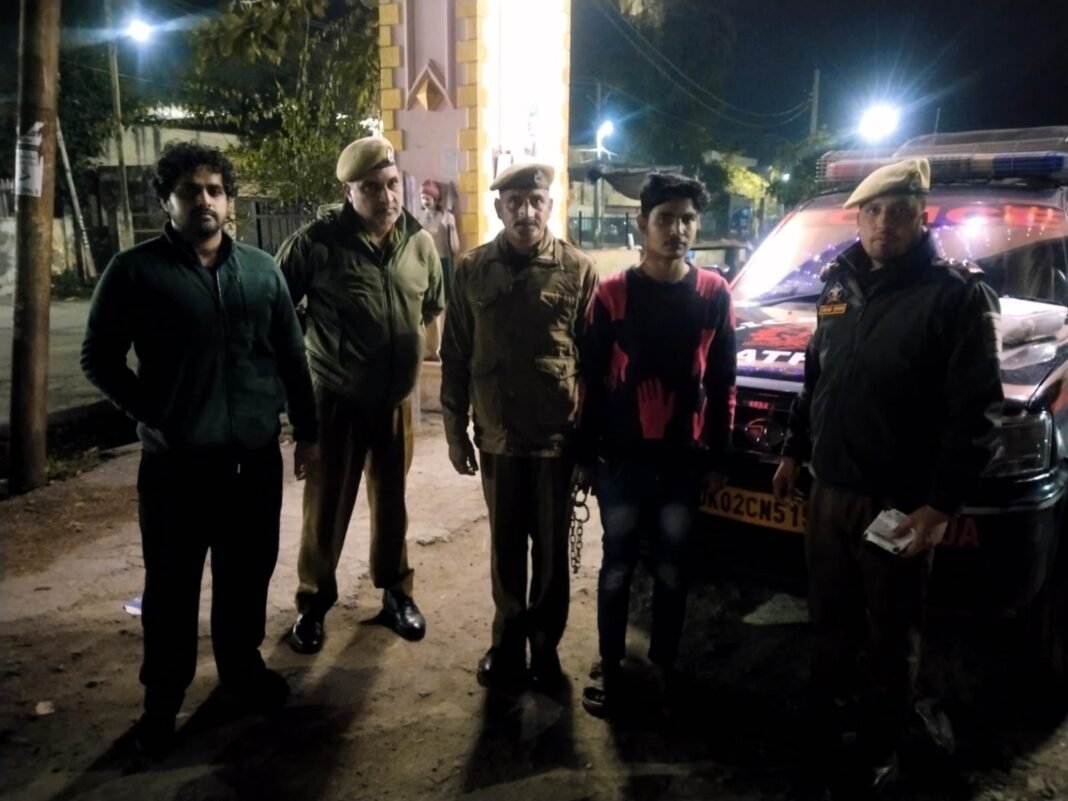 01 DRUG PEDDLER ARRESTED WITH APPROX. 07 GRAMS OF HEROIN (CHITTA) LIKE NARCOTICS BY J&K POLICE KATHUA