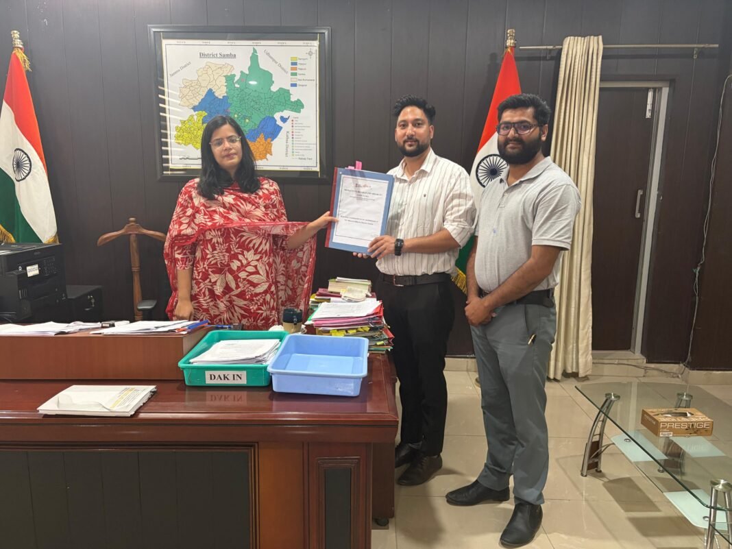 DC Samba Reviews MY Bharat Initiatives; Assures Full Administrative Support